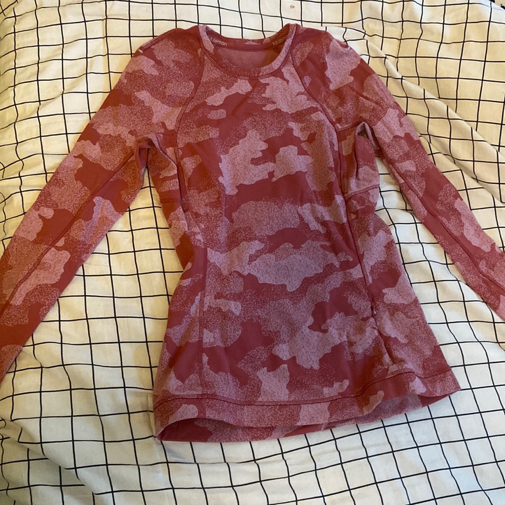 lululemon long sleeve running top!